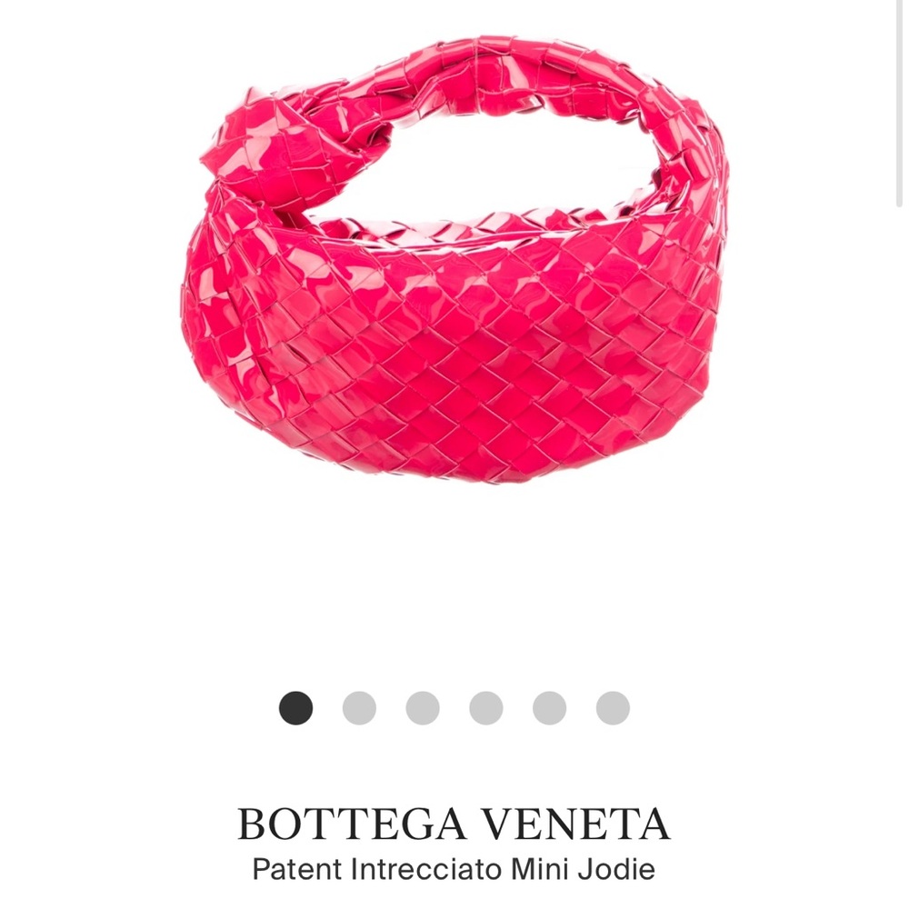 Bottega bag only worn once, purchased from the real real.